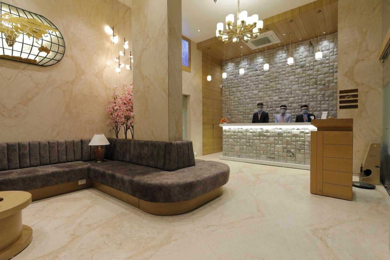 Hotel Elysian Residency Ahmedabad Exterior foto