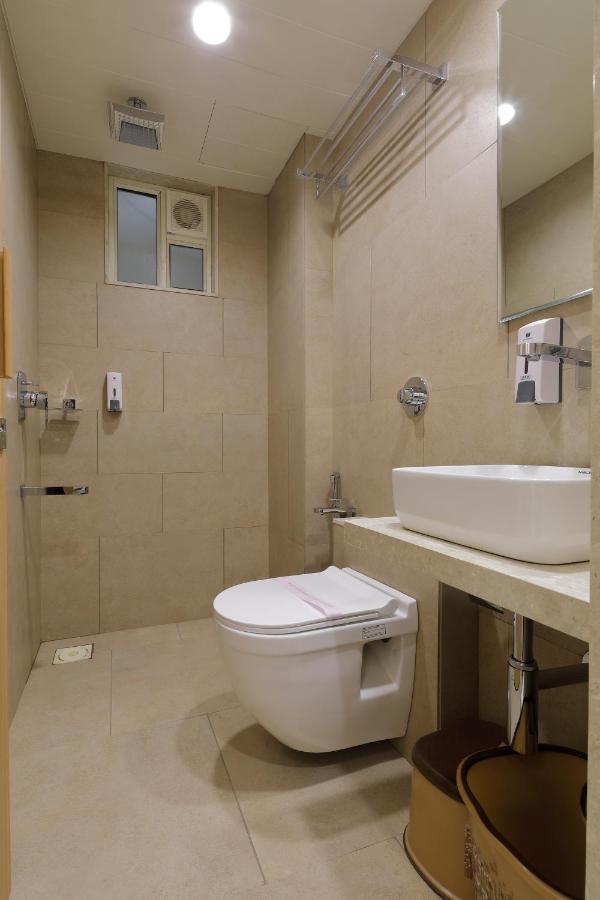 Hotel Elysian Residency Ahmedabad Exterior foto