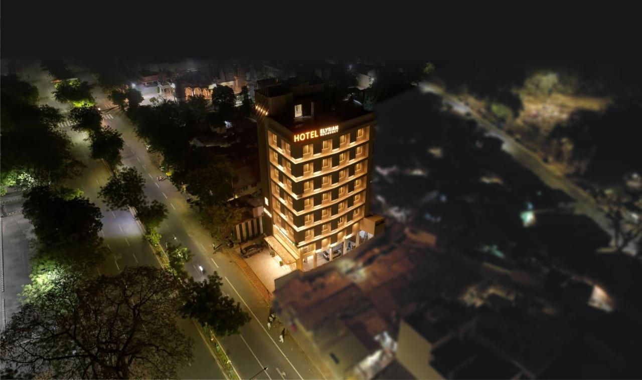 Hotel Elysian Residency Ahmedabad Exterior foto